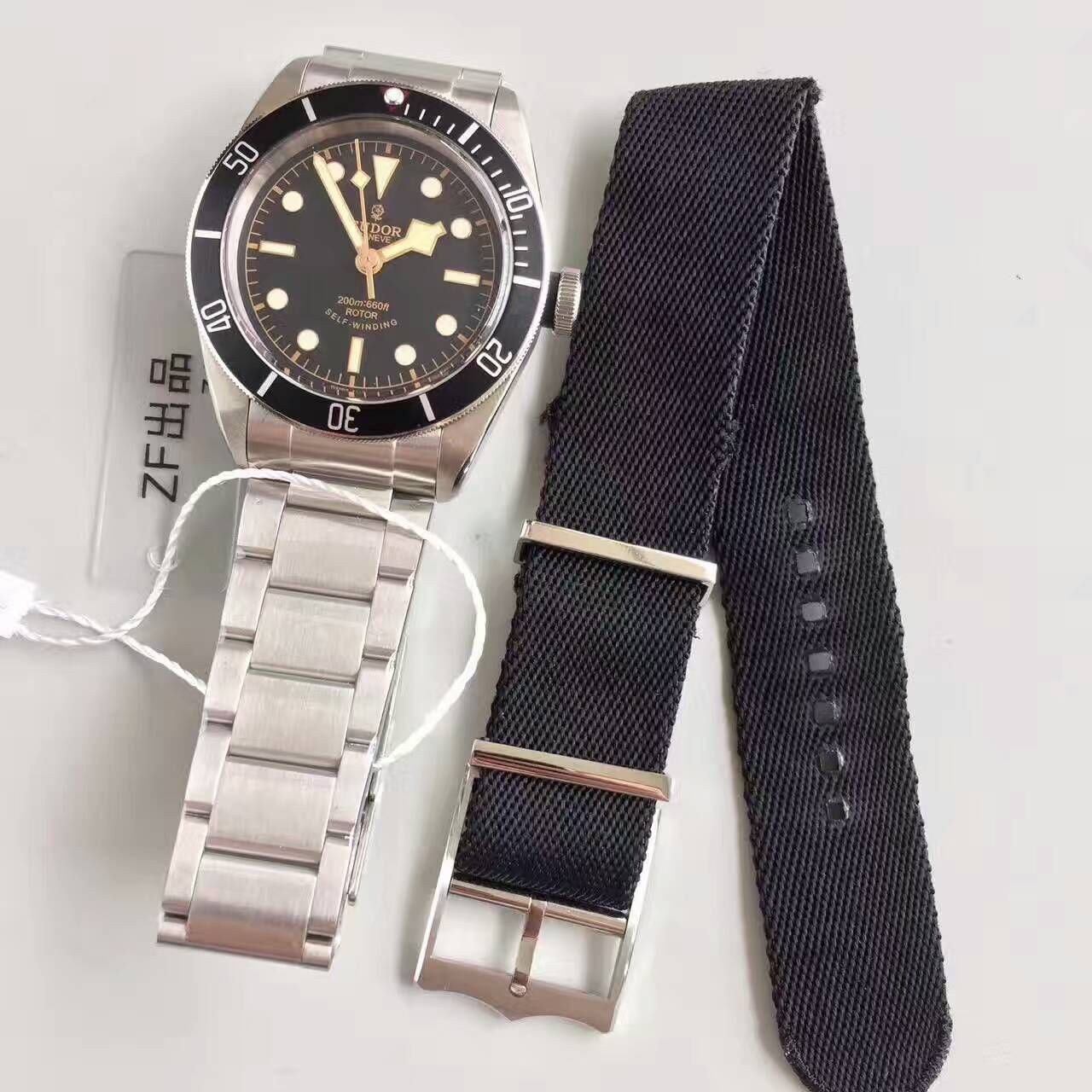 【ZF厂一比一复刻高仿手表】高仿帝舵HERITAGE BLACK BAY系列79220N “帝舵小黑花” 腕表 / DT016