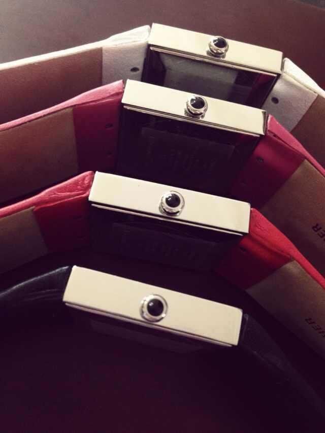  香奈儿 PREMIERE系列 最新款 表壳镶钻 瑞士石英 女士手表 / XNR013 