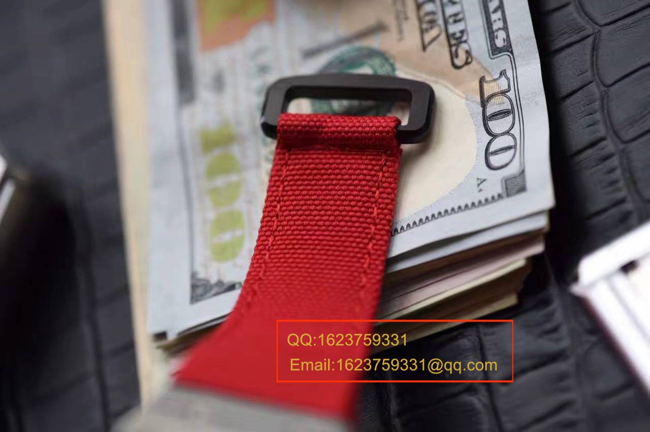 【RM厂顶级1:1复刻高仿手表】理查德米勒首款白面碳纤维腕表RM27-02--轻盈如羽毛 / RMBC27-02