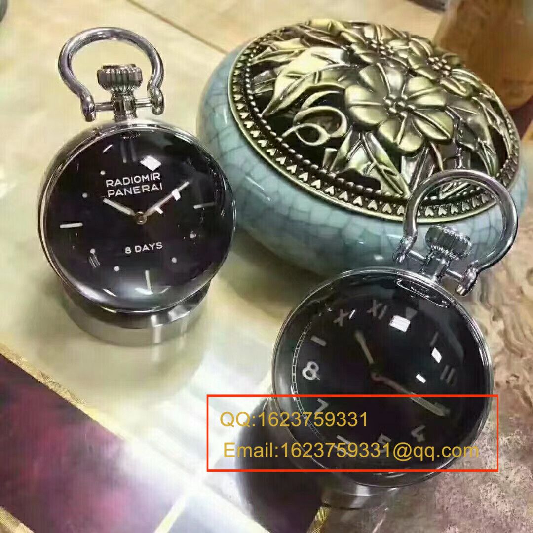  沛纳海 Panerai “办公室毒物” TABLE CLOCK PAM00581  / PA092