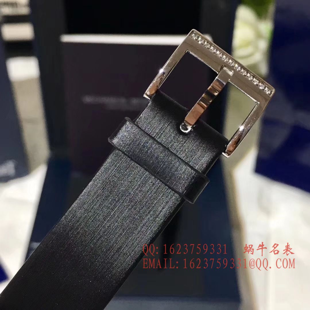 【台湾厂一比一超A高仿手表】伯爵LIMELIGHT酒桶形系列 G0A39093女士腕表 / PT022