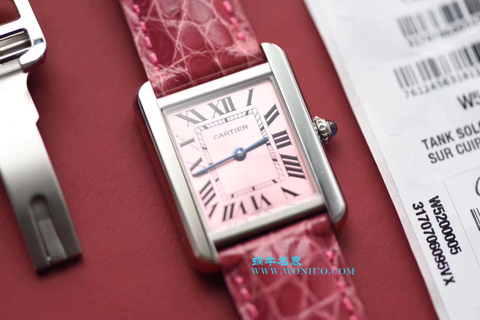 【独家视频测评K11厂一比一超A高仿手表】卡地亚坦克系列 W5200000 粉面女士石英腕表 / KAD008