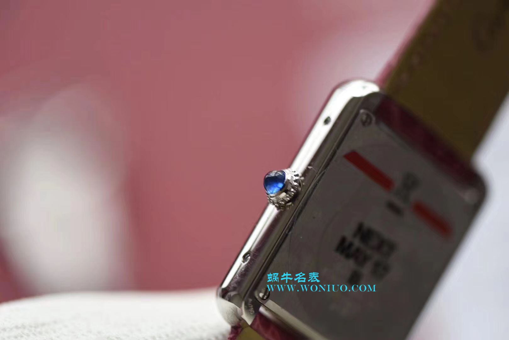 【独家视频测评K11厂一比一超A高仿手表】卡地亚坦克系列 W5200000 粉面女士石英腕表 / KAD008