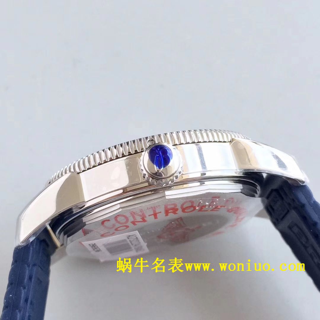 GF百年灵家族的“水鬼”－超级海洋文化二代42mm腕表四面可选 / BL085