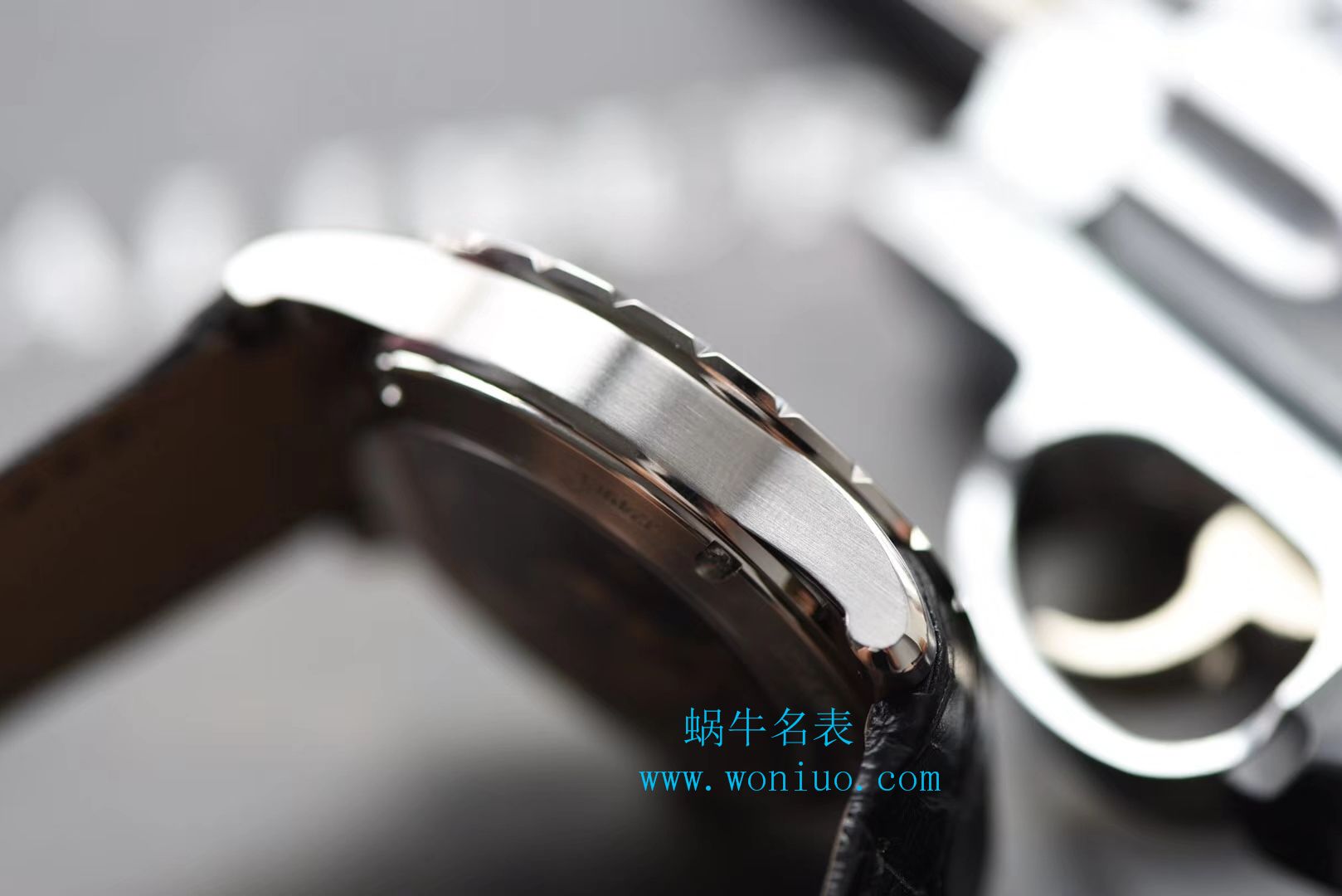 罗杰杜彼EXCALIBUR（王者系列）系列DBEX0536顶级复刻高仿腕表 / LJ009