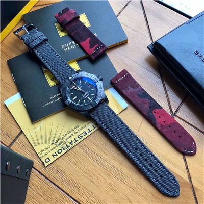 原单新款，百年灵复仇者黑鸟，44mm，原厂钛金属表壳