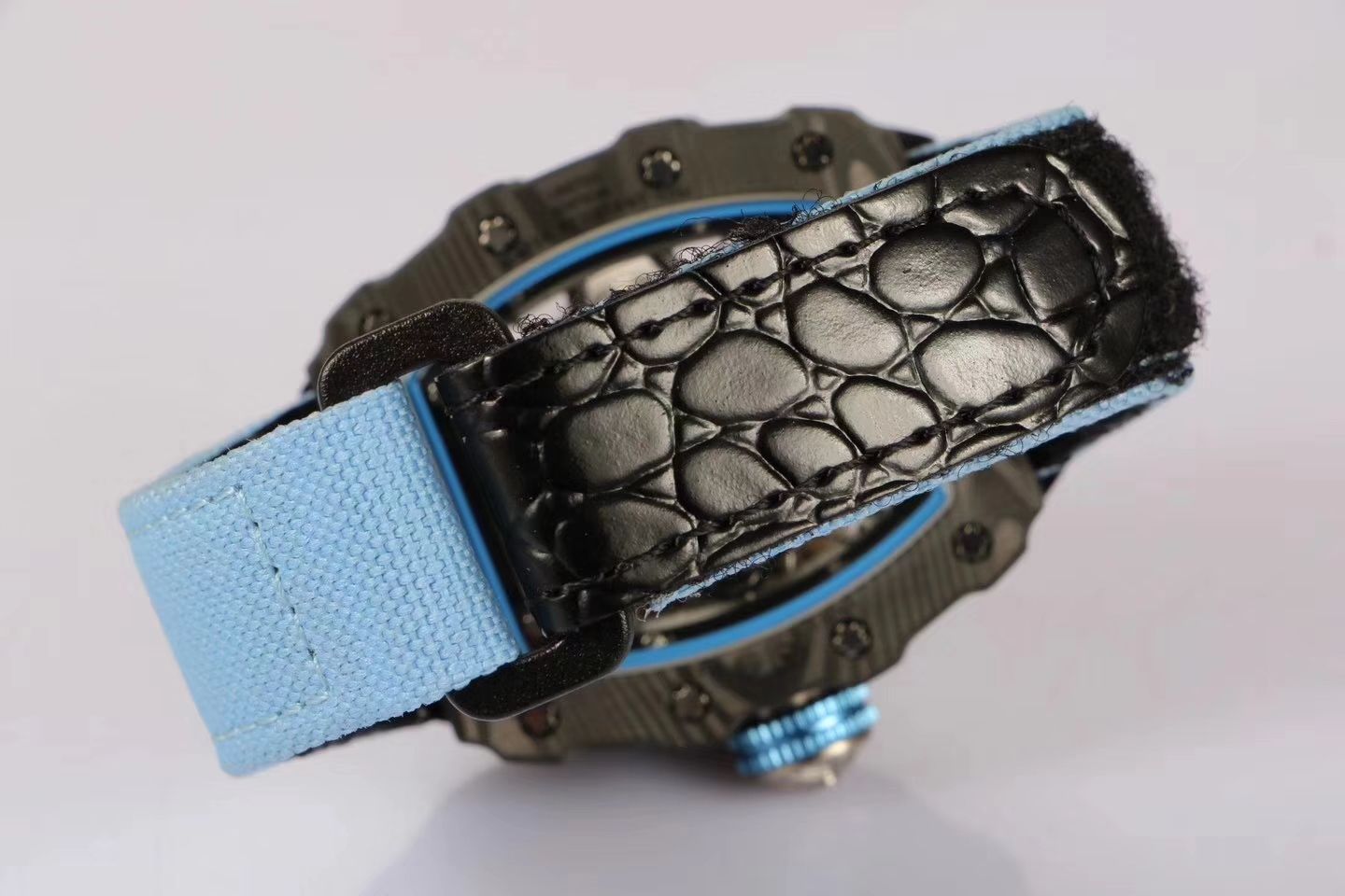 【RICHARD MILLE】复刻高仿RM53-01 这款腕表充满动感与活力 / RM53-01