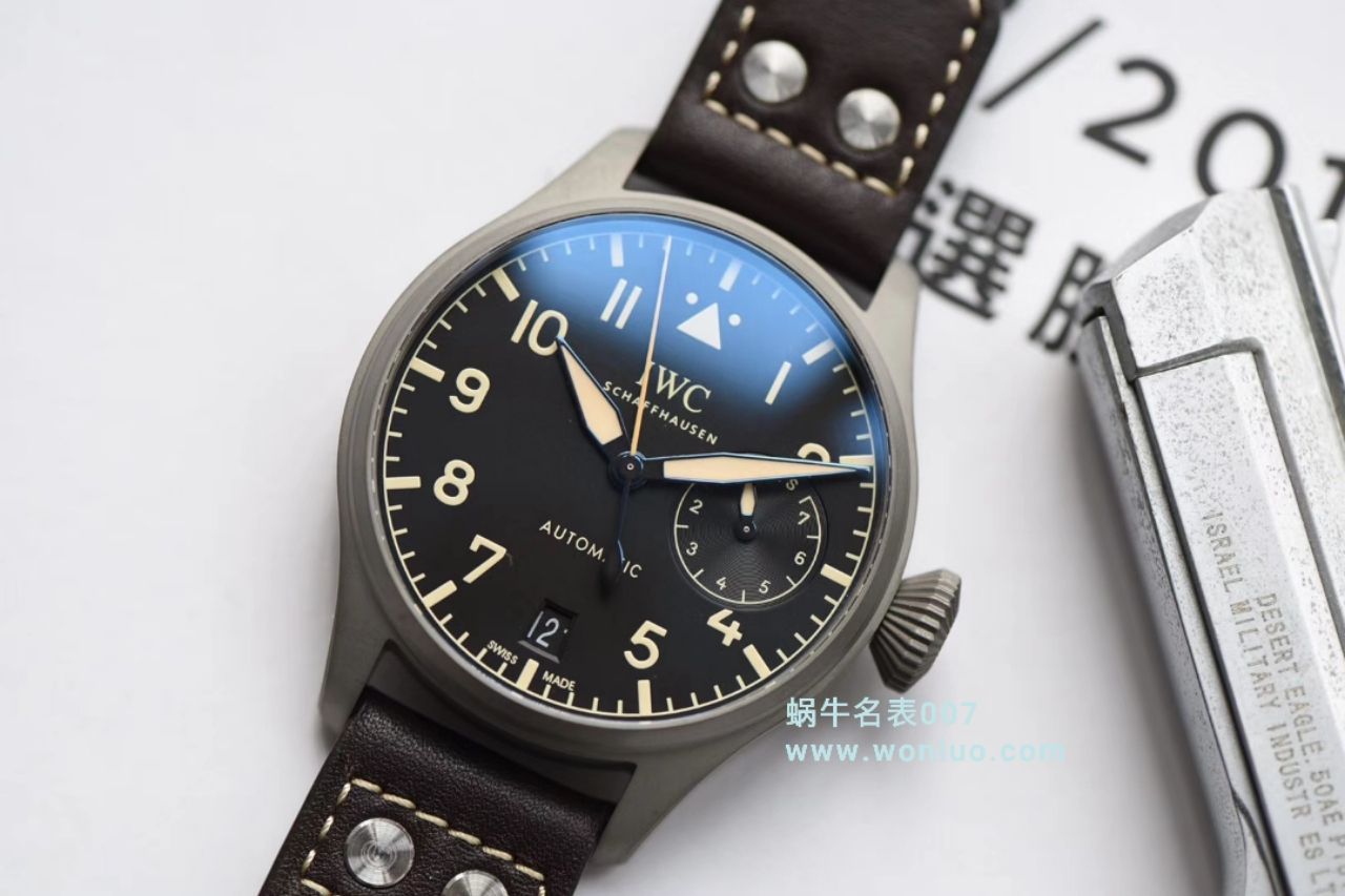 YL最新力作 腕表型号：IW501004）万国高仿复刻IWC这款大型飞行员传承腕表 / WG321