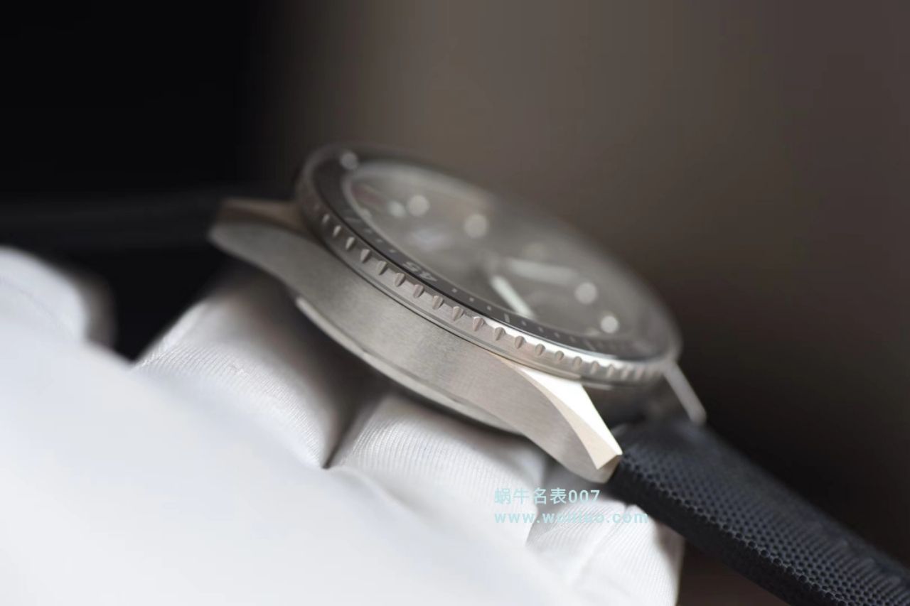 【ZF一比一超A高仿手表】宝珀五十噚深潜器Bathyscaphe年历腕表5071-1110-B52A腕表 / BP041
