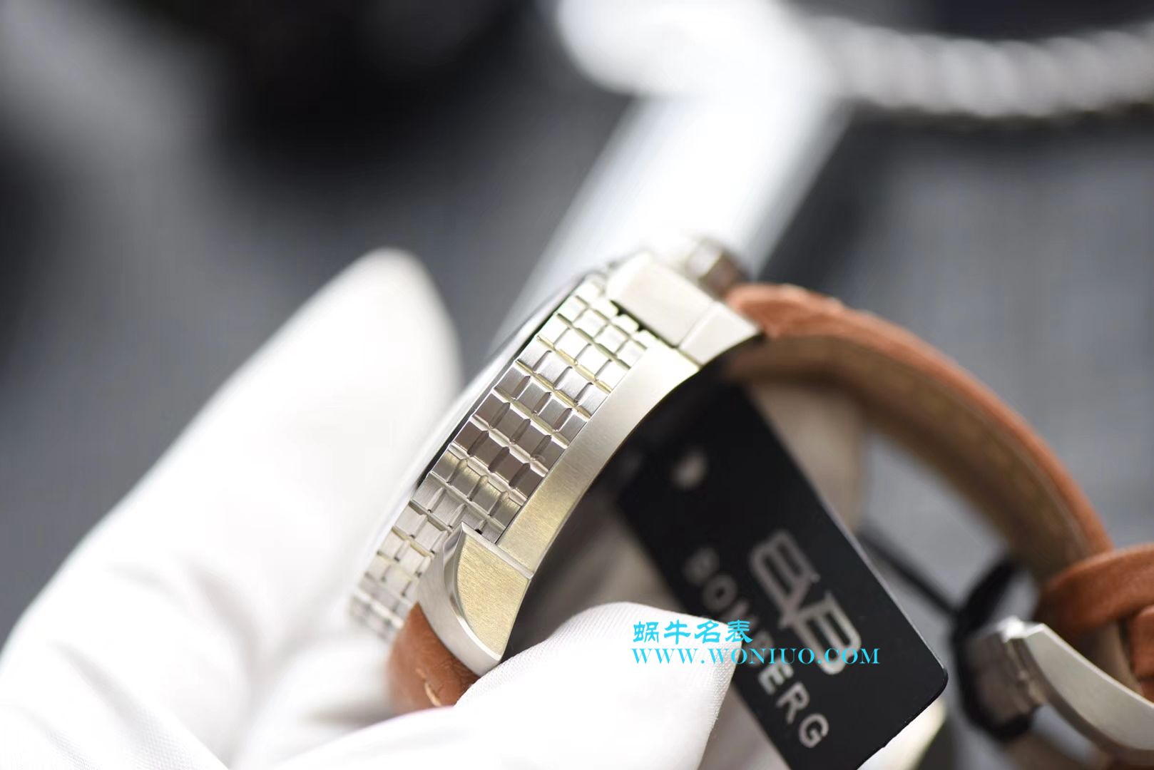 BB FACTORY 巧思之作【一表两用 奇思妙构】BBF出品BOMBERG BOLD系列腕表劲酷登场， / BB002