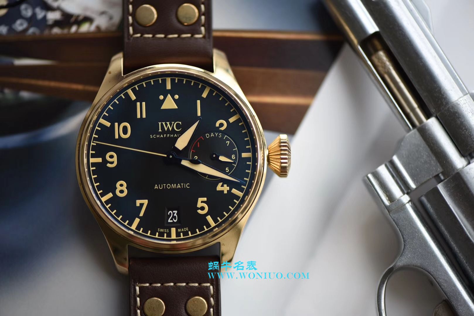 ZF新品--万国IWC空中霸主复刻高仿（大飞行员）系列——IW501005青铜腕表 / WG169