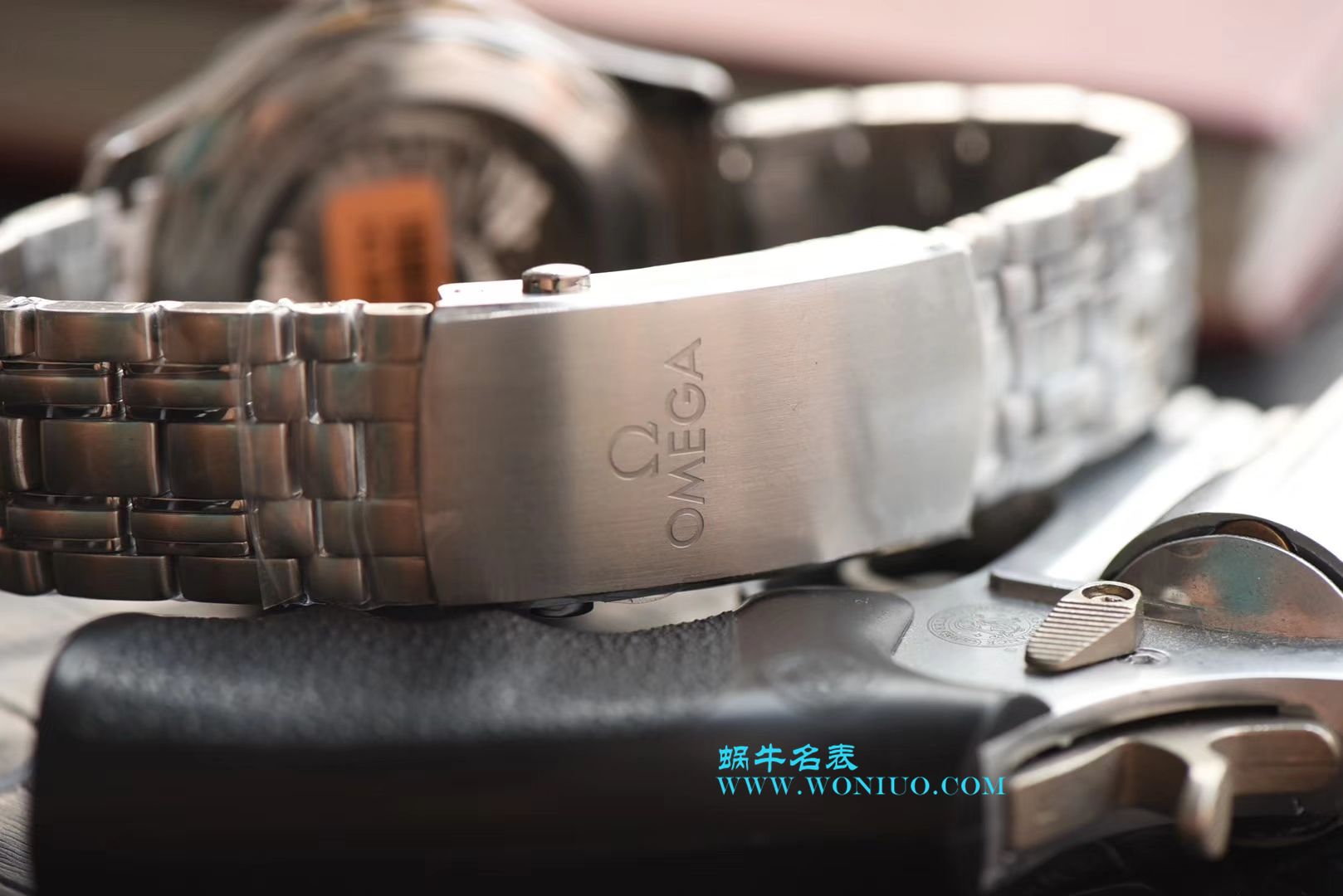 【VS一比一复刻高仿手表】欧米茄海马系列210.30.42.20.01.001腕表 / M333