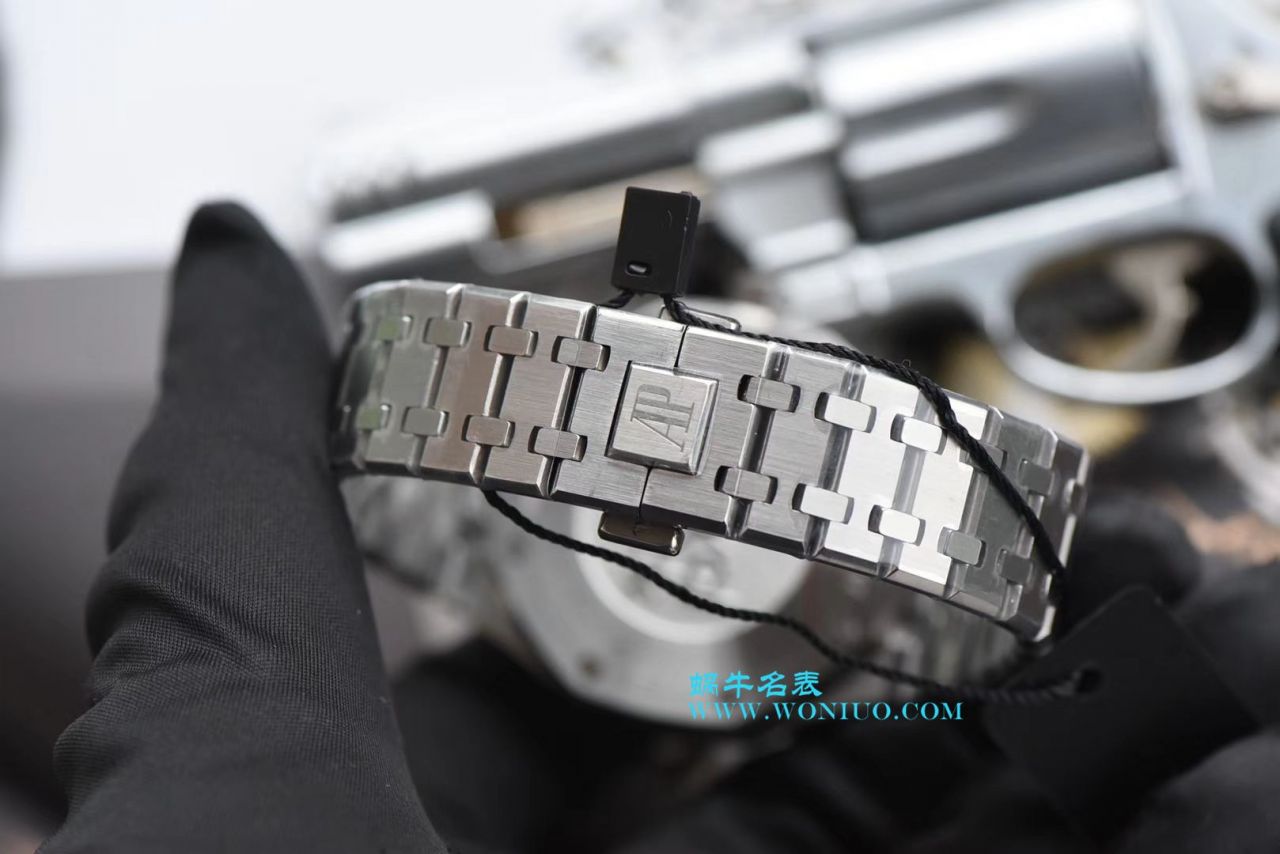 【TWA一比一超A高仿手表】爱彼皇家橡树系列26120ST.OO.1220ST.02腕表蓝面、26120ST.OO.1220ST.01白、26120ST.OO.1220ST.03黑 / AP138