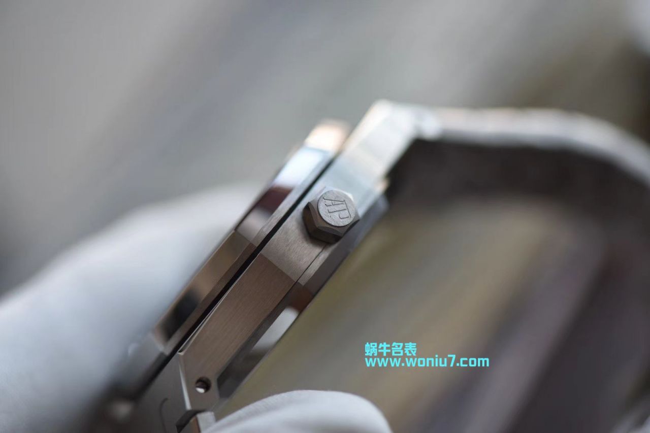 【R8一比一超A高仿】爱彼皇家橡树系列26522ST.OO.1220ST.01腕表、26522OR.OO.1220OR.01、26510ST.OO.1220ST.01陀飞轮手表 / AP137