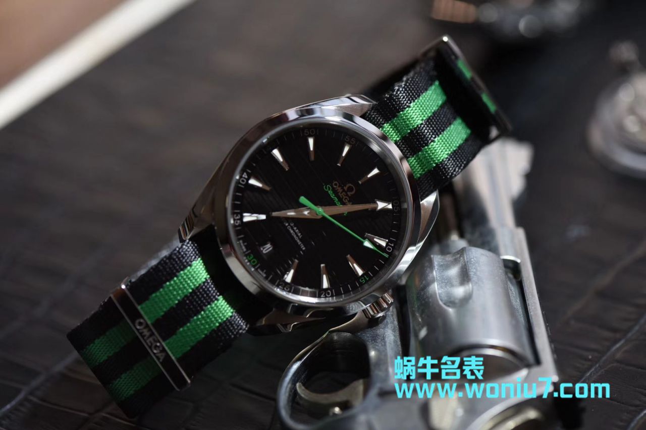 【VS一比一复刻高仿手表】欧米茄海马系列220.12.41.21.01.002腕表 / M367