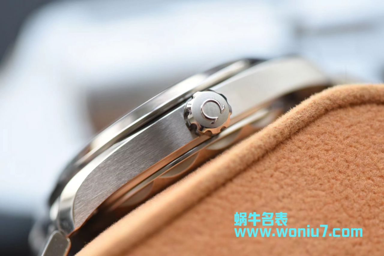 【VS一比一复刻高仿手表】欧米茄海马系列220.12.41.21.01.002腕表 / M367