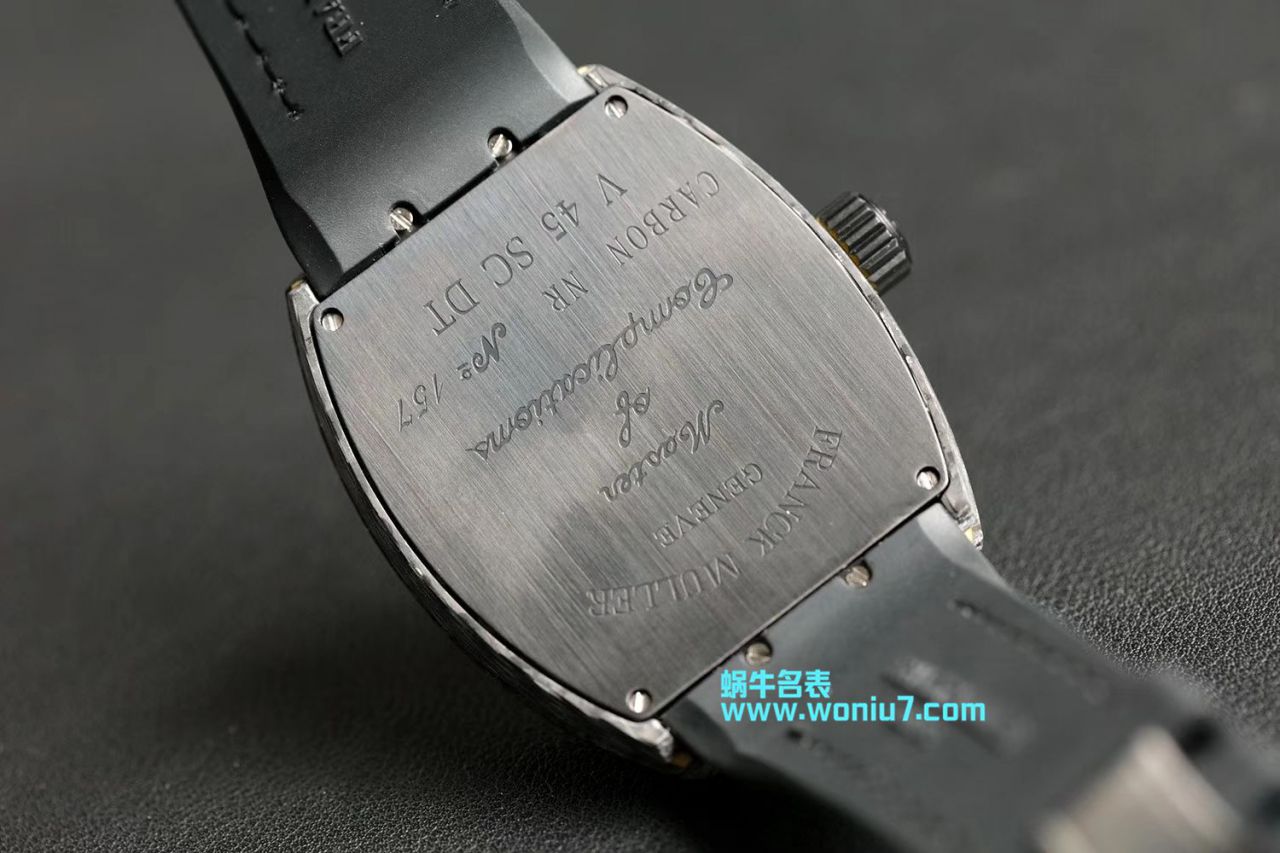 法穆兰FRANCK MULLER复刻高仿再创新作V45在夜幕低垂之时，Vanguard Carbon  fibre 展现充满未来感的外型，令人耳目一新 / FL026