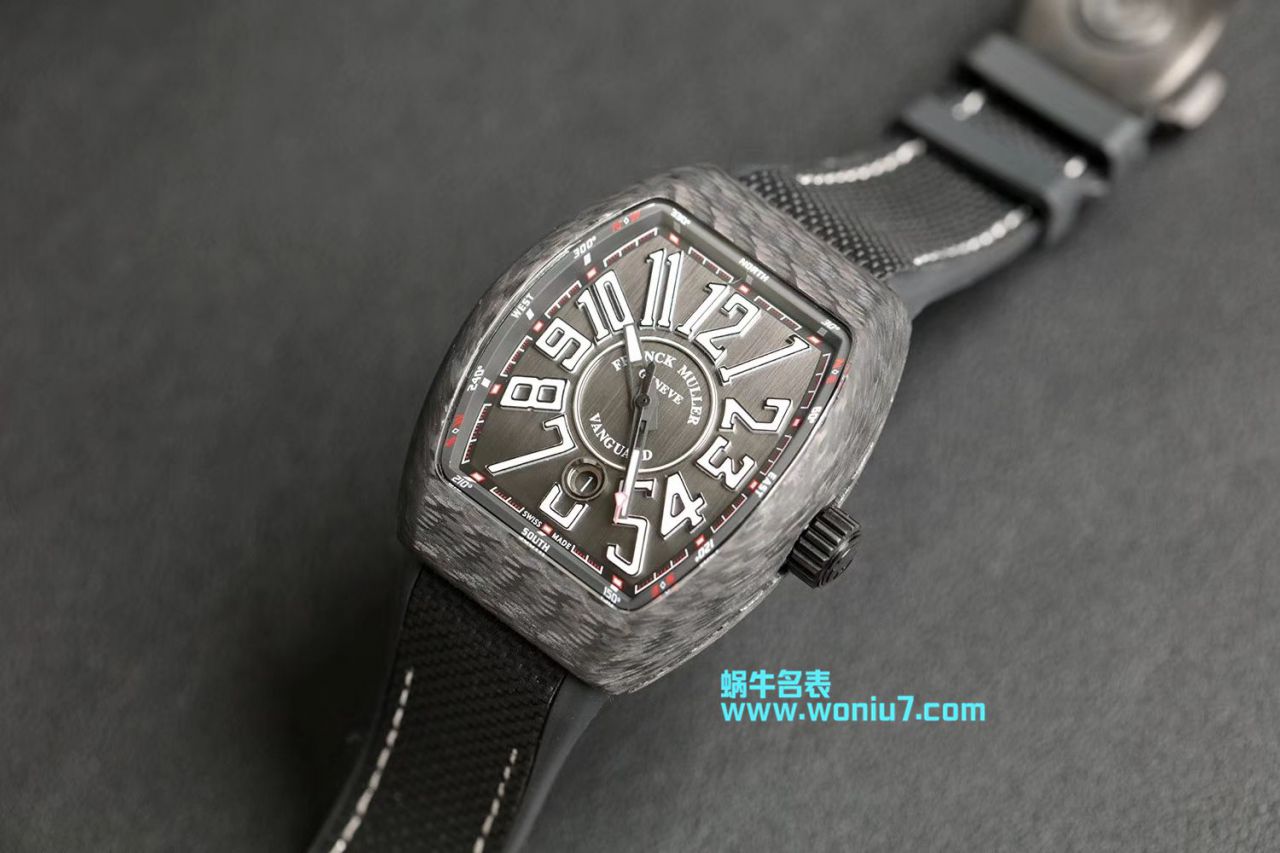 法穆兰FRANCK MULLER复刻高仿再创新作V45在夜幕低垂之时，Vanguard Carbon  fibre 展现充满未来感的外型，令人耳目一新 / FL026
