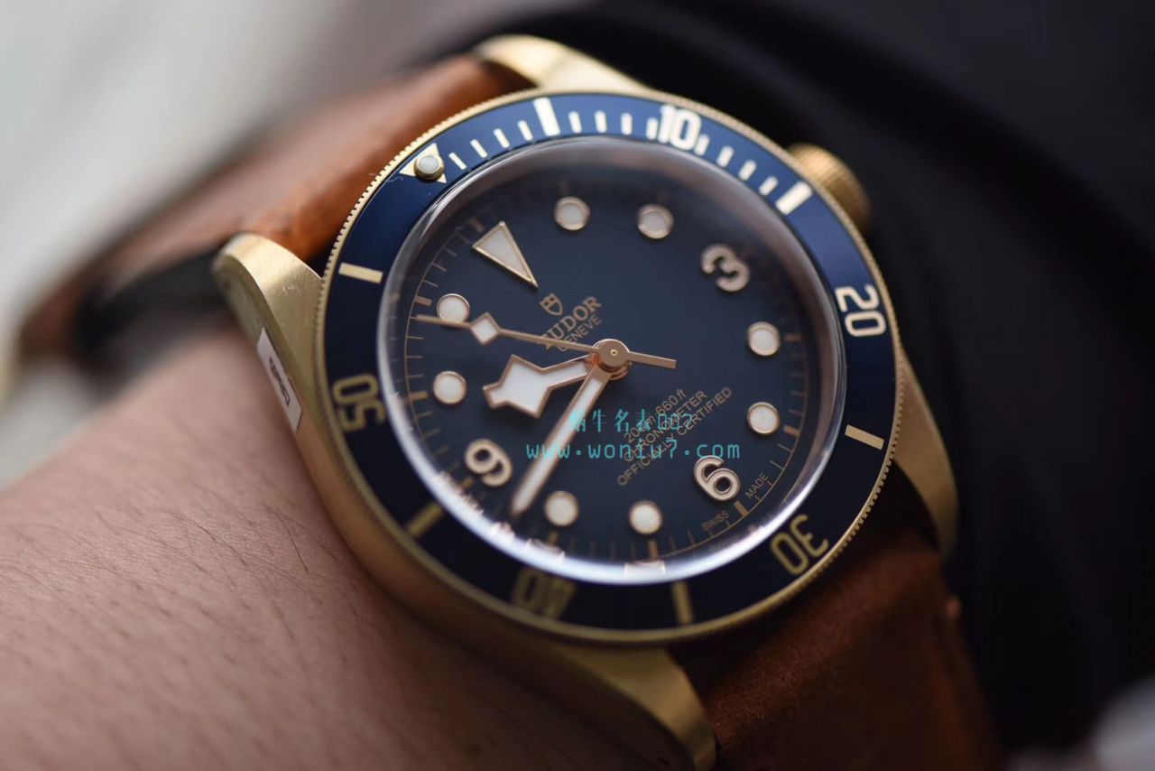 【独家视频解析】【XF厂一比一超A高仿手表】帝舵TUDOR启承系列帝驼蓝铜花 / DTBB030