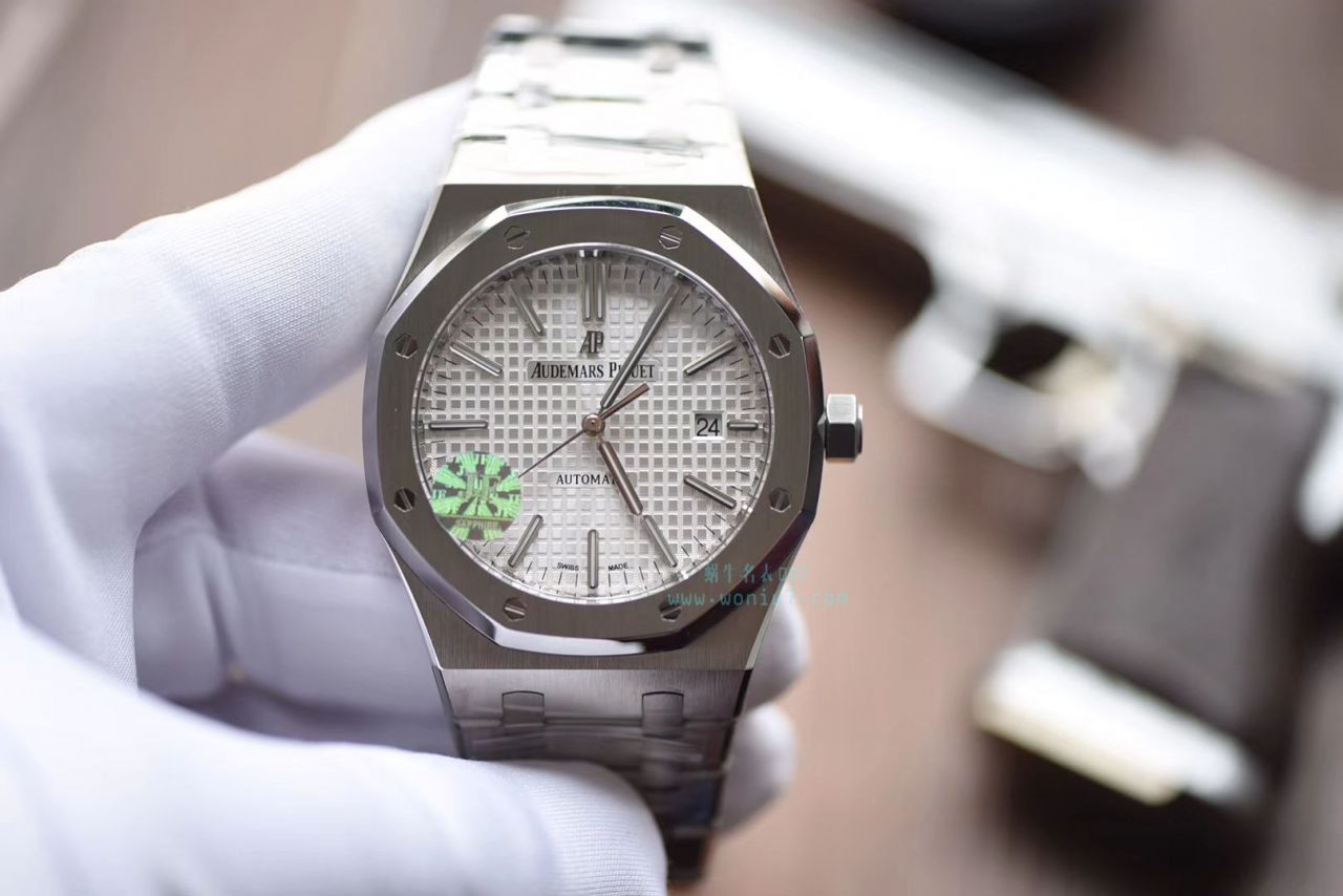 【视频解说】JF厂一比一高精仿手表之爱彼皇家橡树系列15400ST.OO.1220ST.02男表 / APBF022B