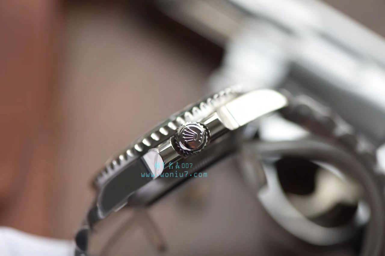 【V9厂出品，搭配五珠链】劳力士潜航者型顶级复刻高仿116610LN-97200 黑盘腕表(黑水鬼)、116610LV-97200 绿盘腕表(绿水鬼) / R268