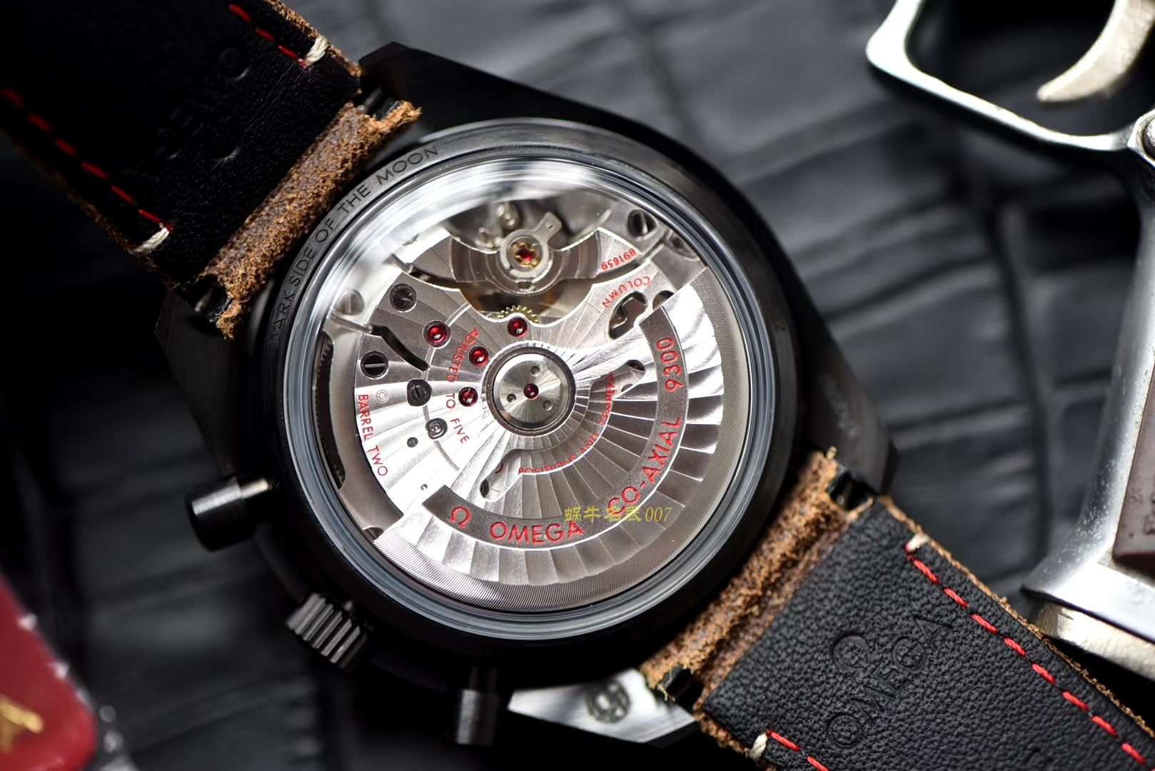 欧米茄超霸系列311.92.44.51.01.006腕表【OM厂一比一复刻高仿手表月之暗面】 / M351