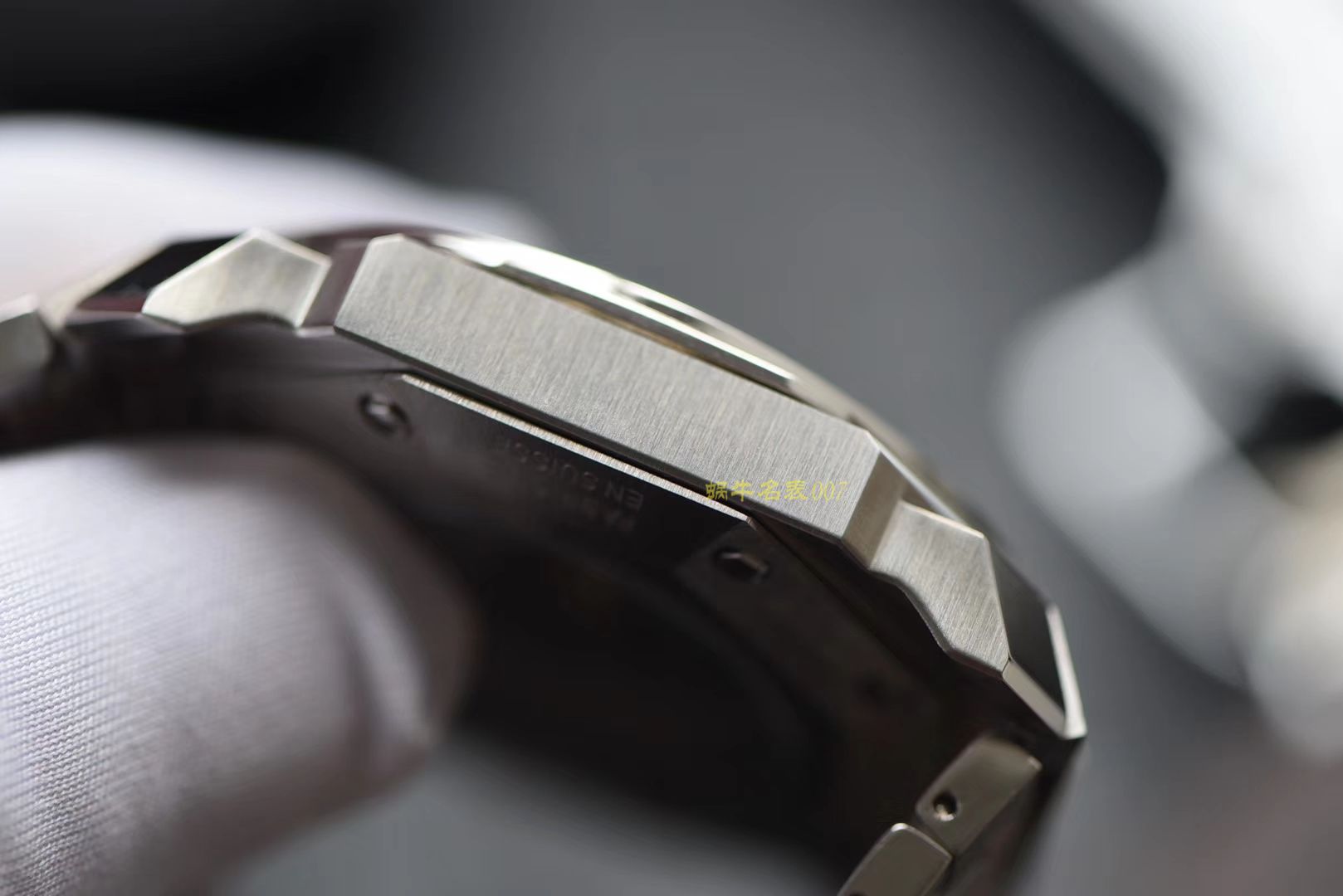 宝格丽OCTO系列102118 BGO38WSPGD腕表【台湾厂一比一复刻高仿手表】 / BG023