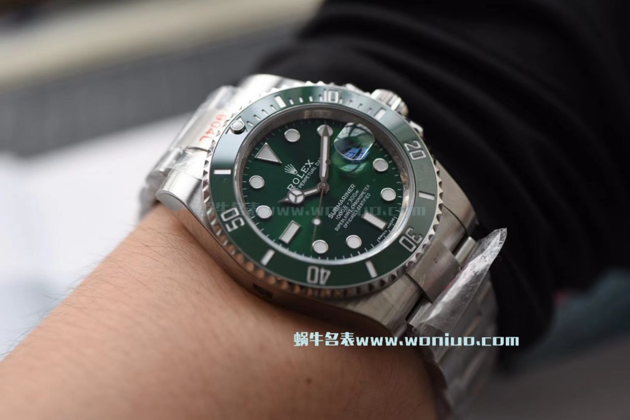 【NOOB厂V9版本一比一超A复刻高仿手表】劳力士潜航者型系列116610LV-97200 绿盘腕表【劳力士绿水鬼】、劳力士潜航者型系列116610LN-97200 黑盘腕表(黑水鬼) / R295