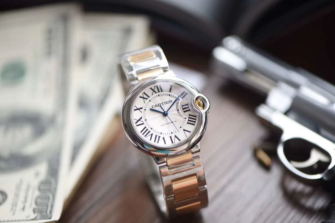 卡地亚蓝气球系列W2BB0004腕表【V9厂一比一复刻高仿手表】V9厂18K包金蓝气球间金款男款42毫米 / K208