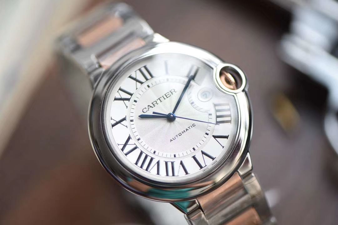 卡地亚蓝气球系列W2BB0004腕表【V9厂一比一复刻高仿手表】V9厂18K包金蓝气球间金款男款42毫米 / K208
