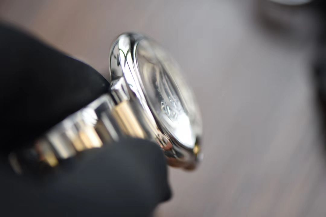 卡地亚蓝气球系列W6920047腕表女装36毫米【V9顶级复刻高仿手表】V9厂18K包金蓝气球间金款 / K203