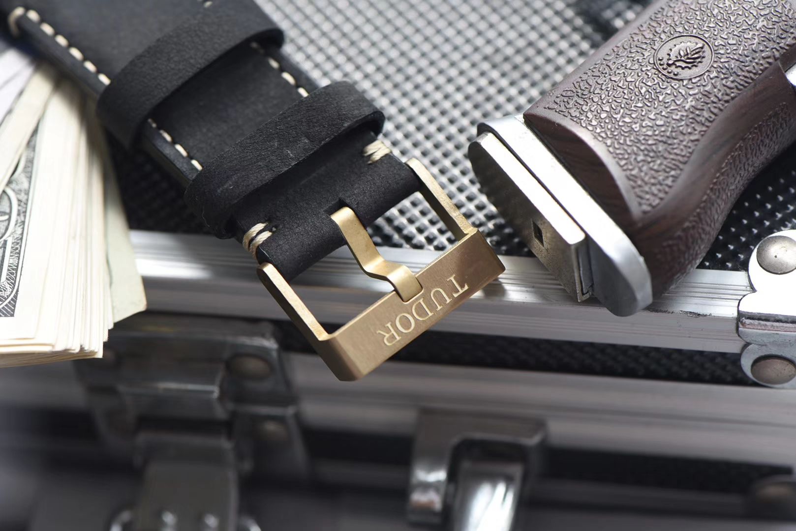 帝舵碧湾系列M79250BA-0001腕表一比一超A高精仿手表【XF新品首发：贝克汉姆同款－最新帝驼碧湾青铜型－小铜盾】 / DT033