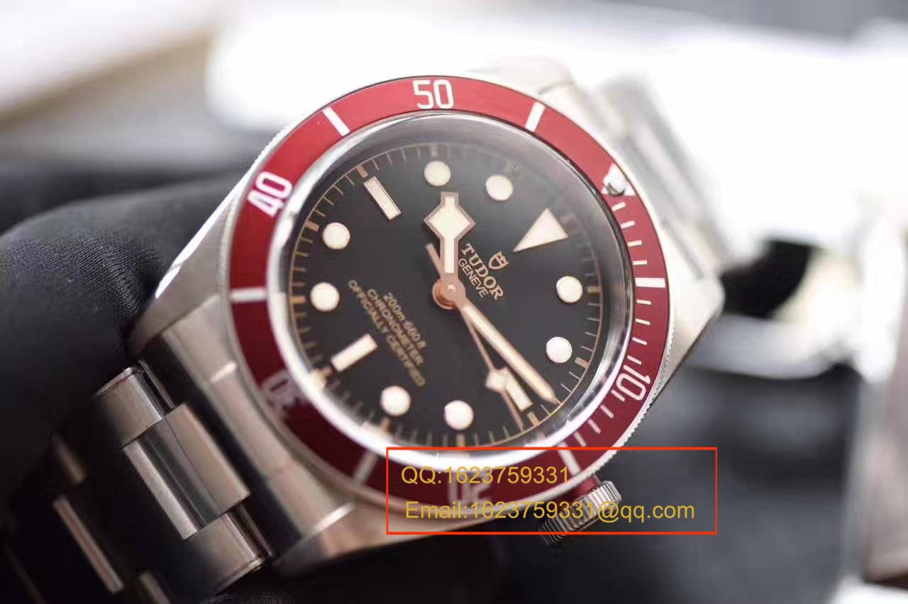 视频评测TUDOR帝舵碧湾系列79220R 不锈钢表带腕表(小红花)一比一高仿手表【ZF帝舵小红花】 / DT009MM