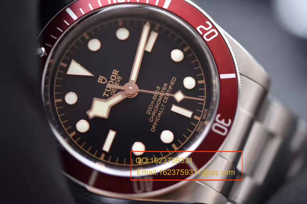 视频评测TUDOR帝舵碧湾系列79220R 不锈钢表带腕表(小红花)一比一高仿手表【ZF帝舵小红花】 / DT009MM