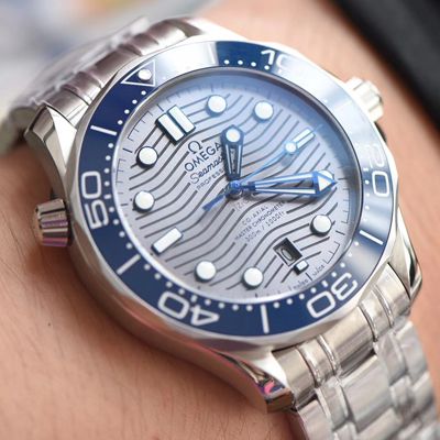 【视频评测】VS厂一比一复刻欧米茄海马系列210.30.42.20.06.001高仿腕表VS厂新海马300M（007代言广告款）