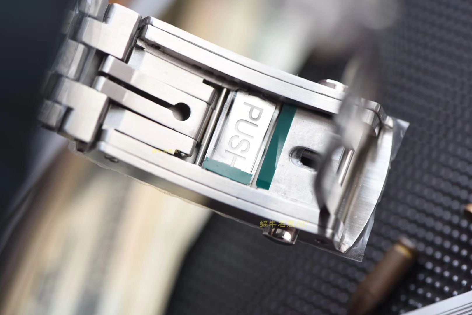 【视频评测】VS厂一比一复刻欧米茄海马系列210.30.42.20.06.001高仿腕表VS厂新海马300M（007代言广告款） / M359