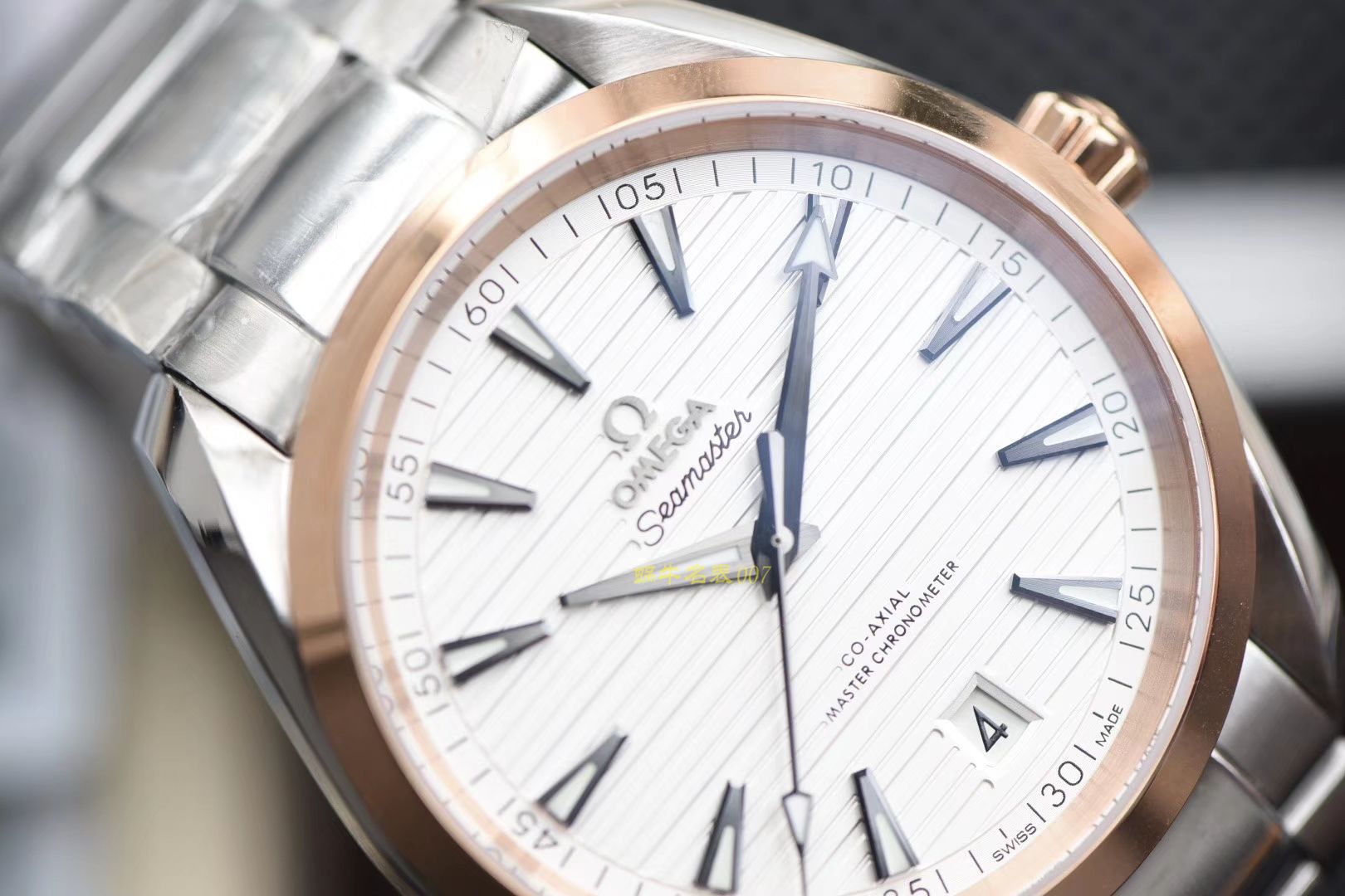 欧米茄海马系列220.22.41.21.02.001腕表【XF新品❗海马150M柚木纹面一比一超A精仿】 / M366