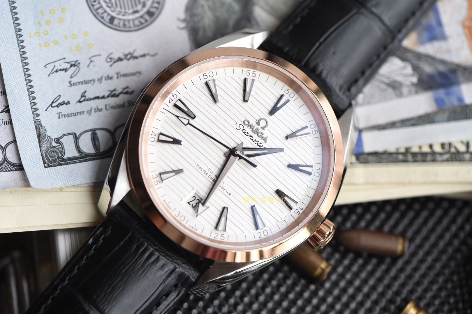 欧米茄海马系列220.22.41.21.02.001腕表【XF新品❗海马150M柚木纹面一比一超A精仿】 / M366