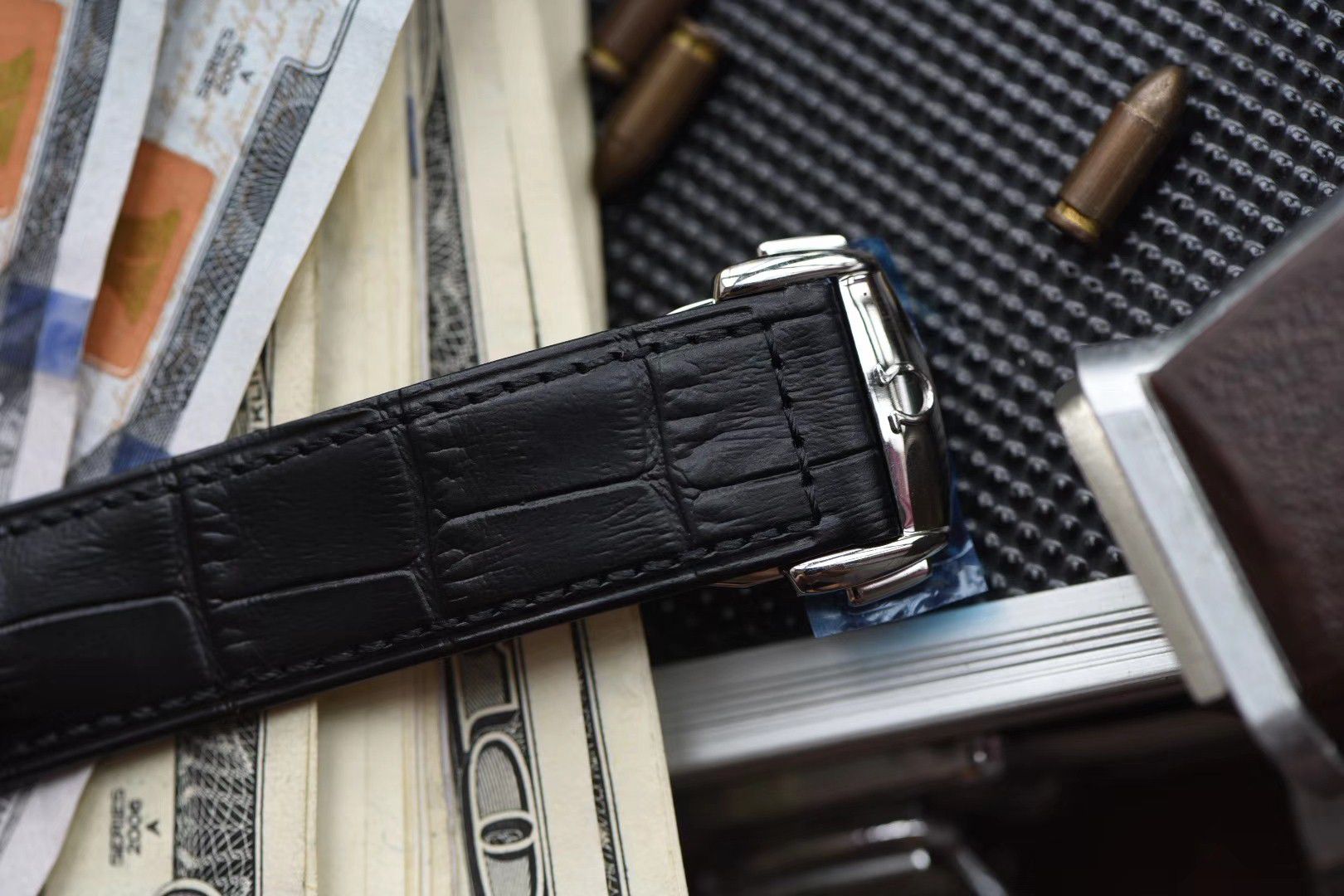 欧米茄海马系列220.22.41.21.02.001腕表【XF新品❗海马150M柚木纹面一比一超A精仿】 / M366