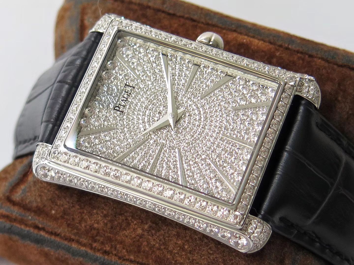 【KZ一比一超A高仿手表】伯爵BLACK -TIE系列G0A33075腕表 / PT018