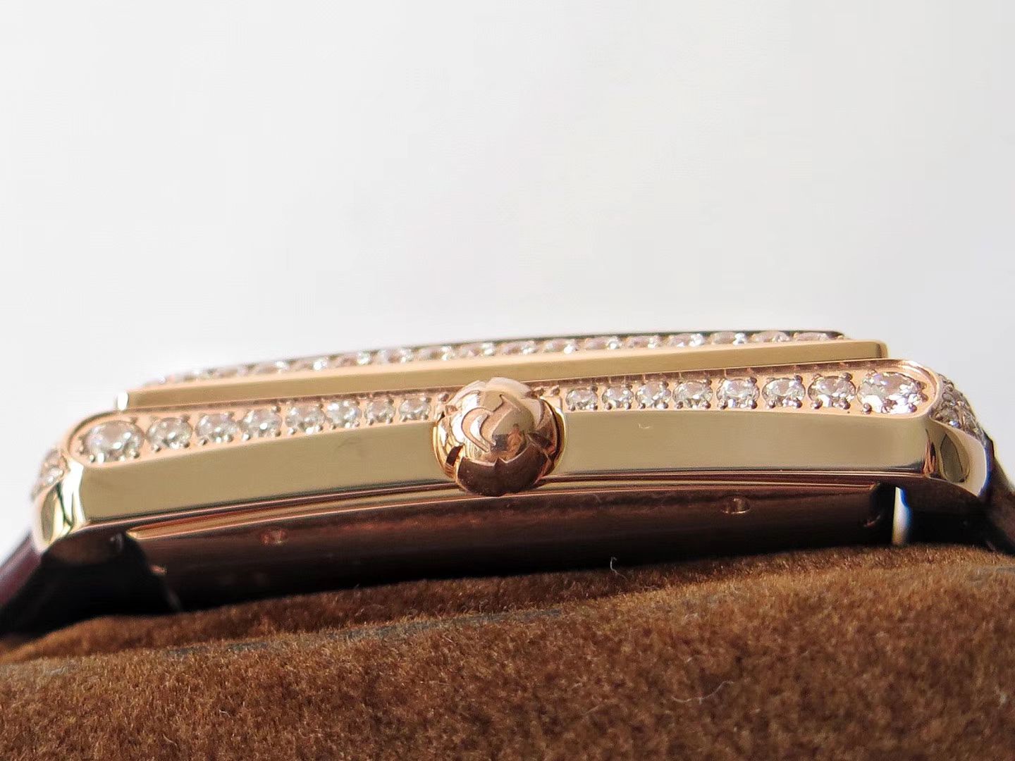 【KZ一比一超A精高仿手表】伯爵BLACK -TIE系列G0A33076腕表 / PT017