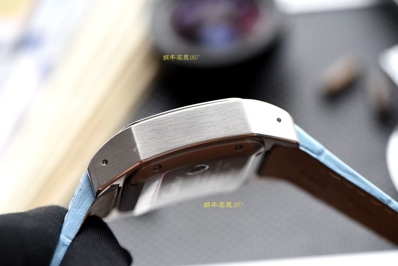 【视频评测】CARTIER卡地亚山度士W20106X8机械女士腕表（V6一比一超A高精仿搭配蓝面表带） / K216