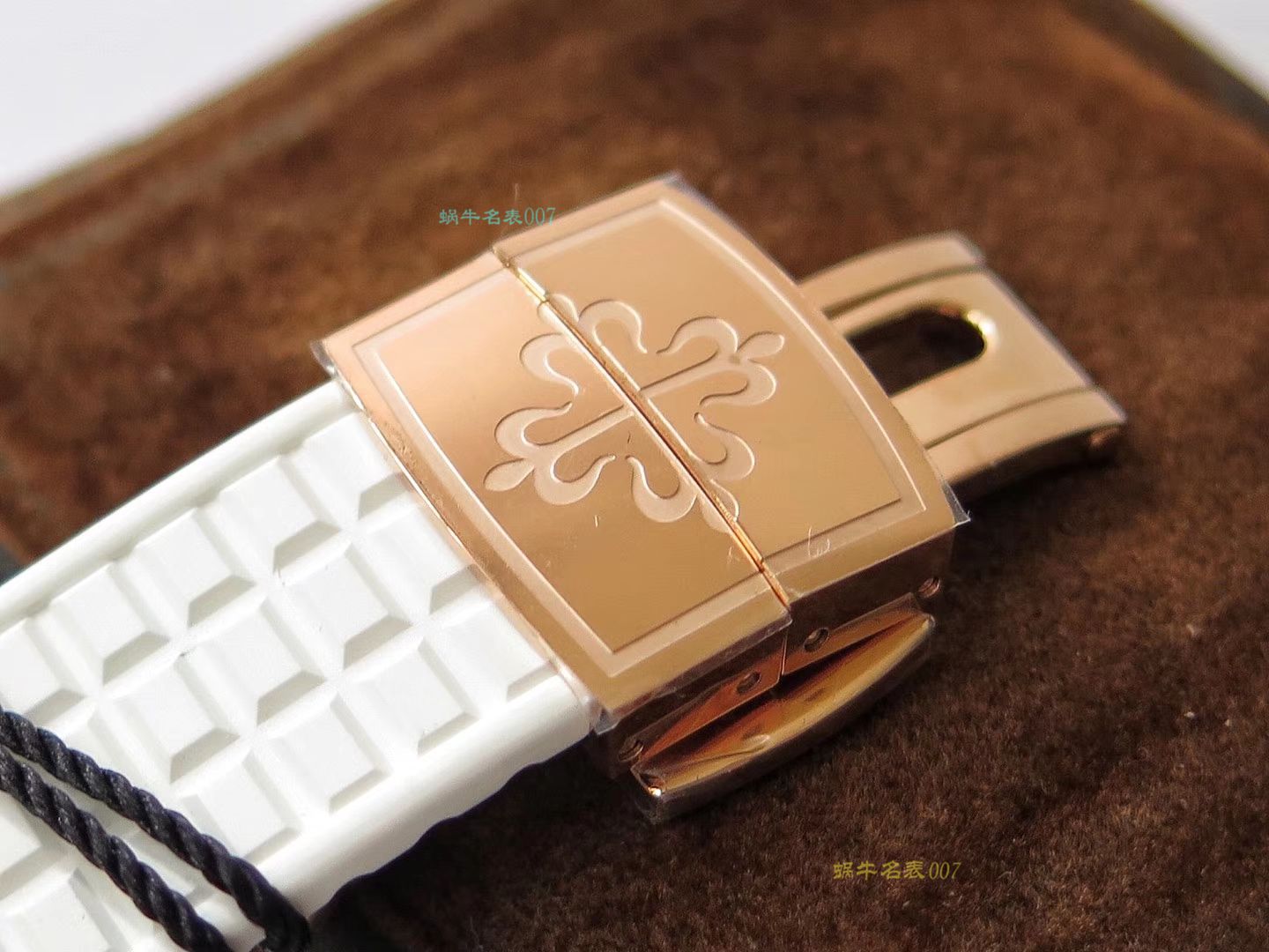 PATEK PHILIPPE百达翡丽AQUANAUT系列5068R-010腕表【PPF一比一 高仿百达翡丽鹦鹉螺女表】 / BD263