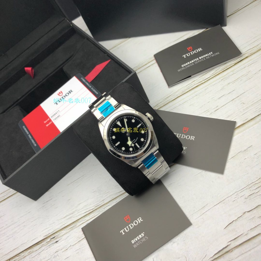 【渠道原单】帝舵碧湾系列M79540-0004腕表 / DT037