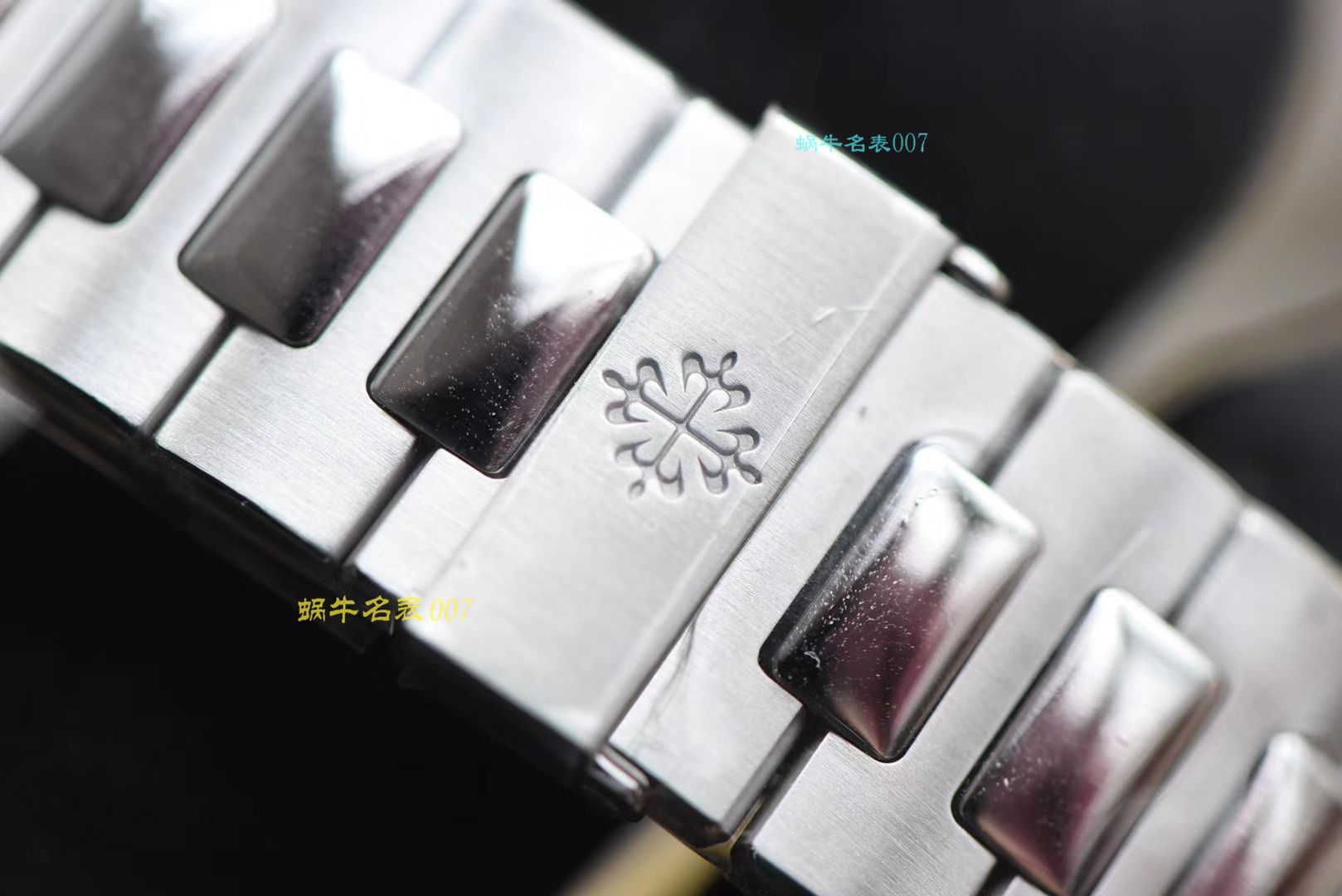 【PPF超级PATEK PHILIPPE鹦鹉螺重磅来袭！“灰蓝”】百达翡丽运动优雅顶级复刻高仿5711/1A 010 不锈钢腕表(高仿鹦鹉螺)2019年钢表王座的开年重器 / BD267