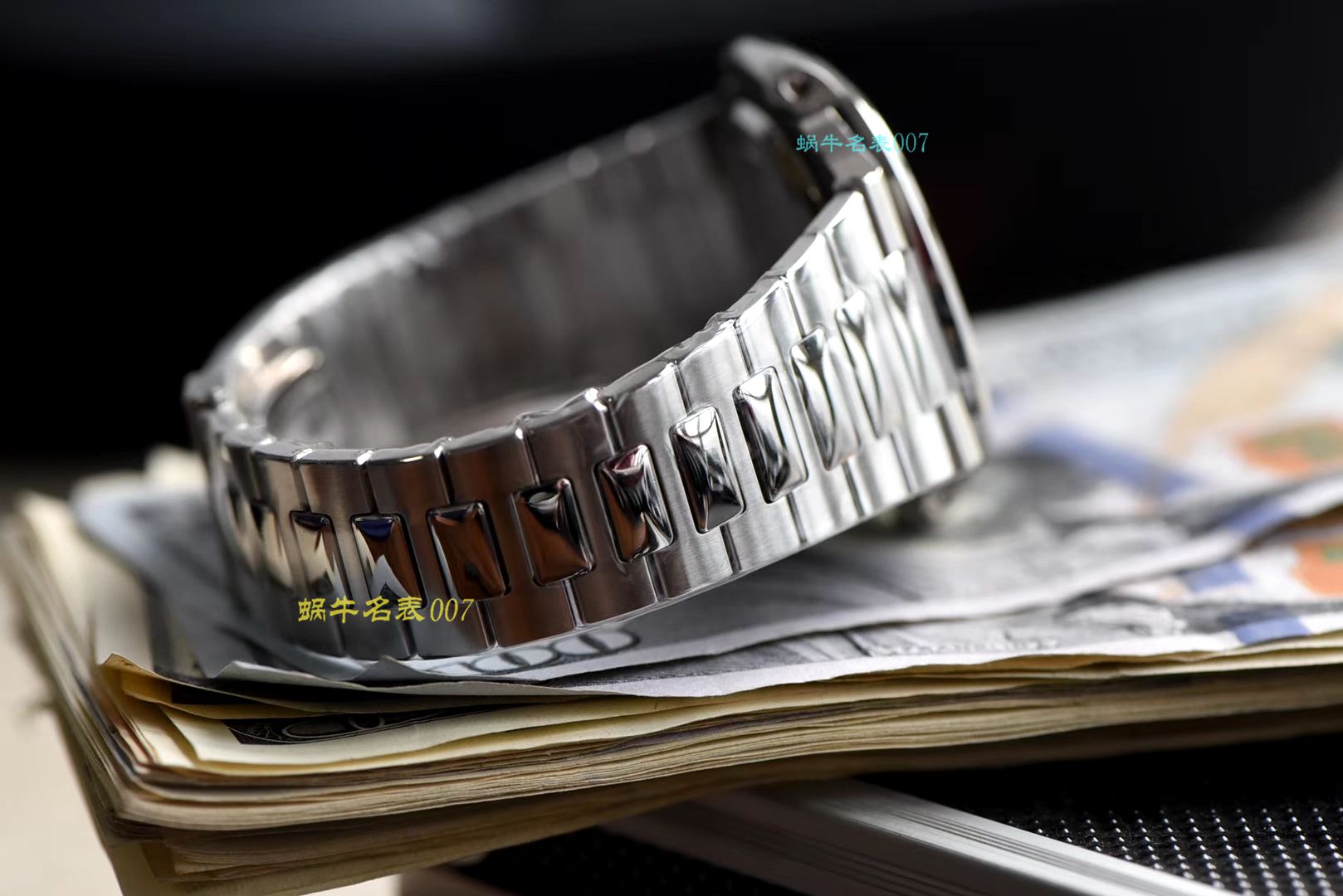 【PPF超级PATEK PHILIPPE鹦鹉螺重磅来袭！“灰蓝”】百达翡丽运动优雅顶级复刻高仿5711/1A 010 不锈钢腕表(高仿鹦鹉螺)2019年钢表王座的开年重器 / BD267