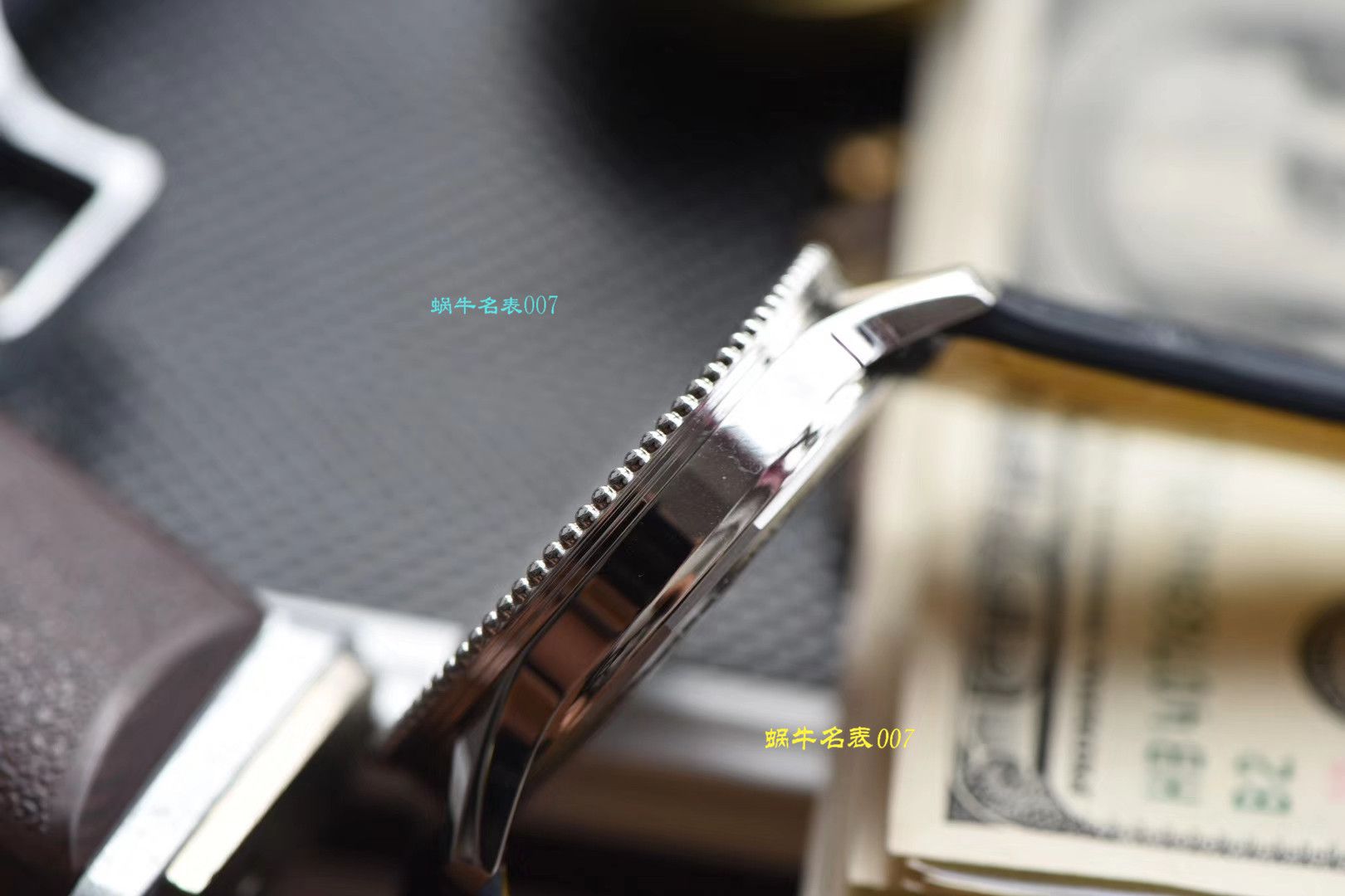 【渠道原单】百年灵航空计时1系列A17326211C1P3（蓝面）腕表 / BL099