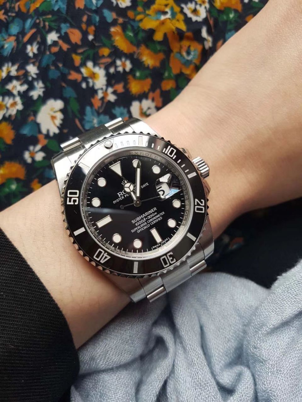 【哪里能买到好的瑞士复刻表】视频评测NOOB厂迄今为止最强ROLEX绿水鬼～V9版本黑水鬼 / FK07