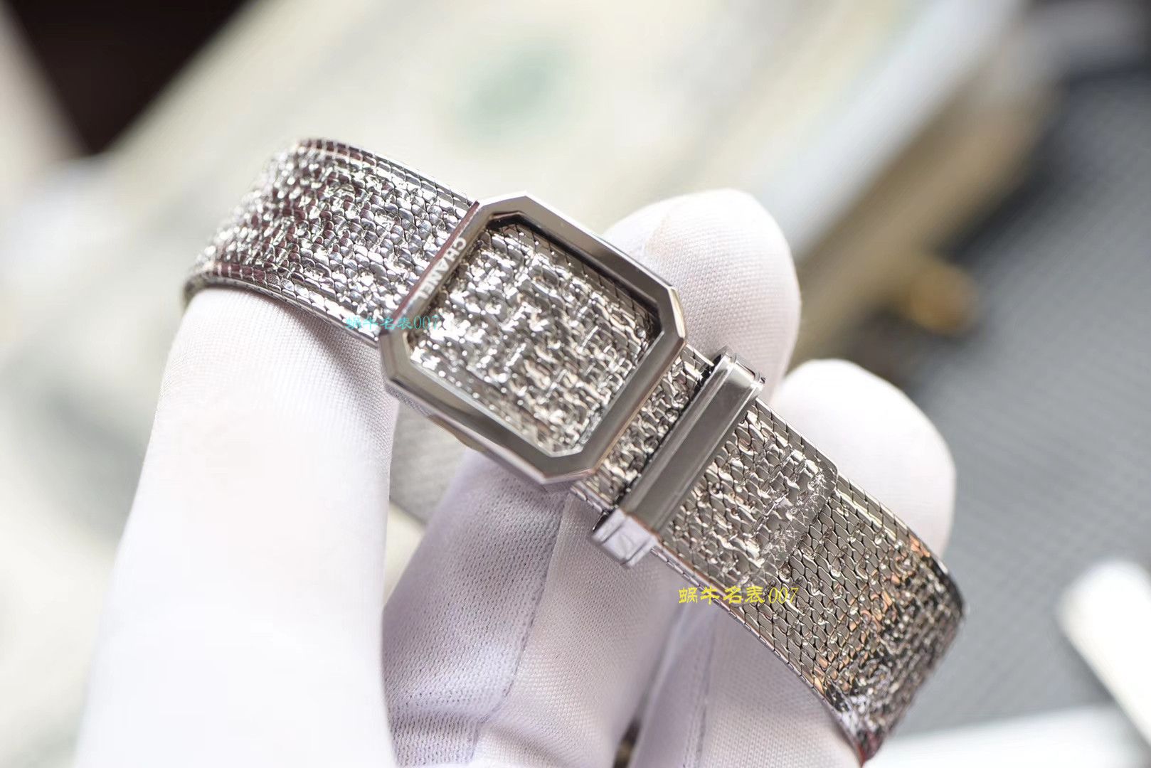 【复刻手表哪家好】香奈儿BOY · FRIEND系列BOY∙FRIEND TWEED女士腕表TWEED斜纹软呢钢带多面可选 / X51