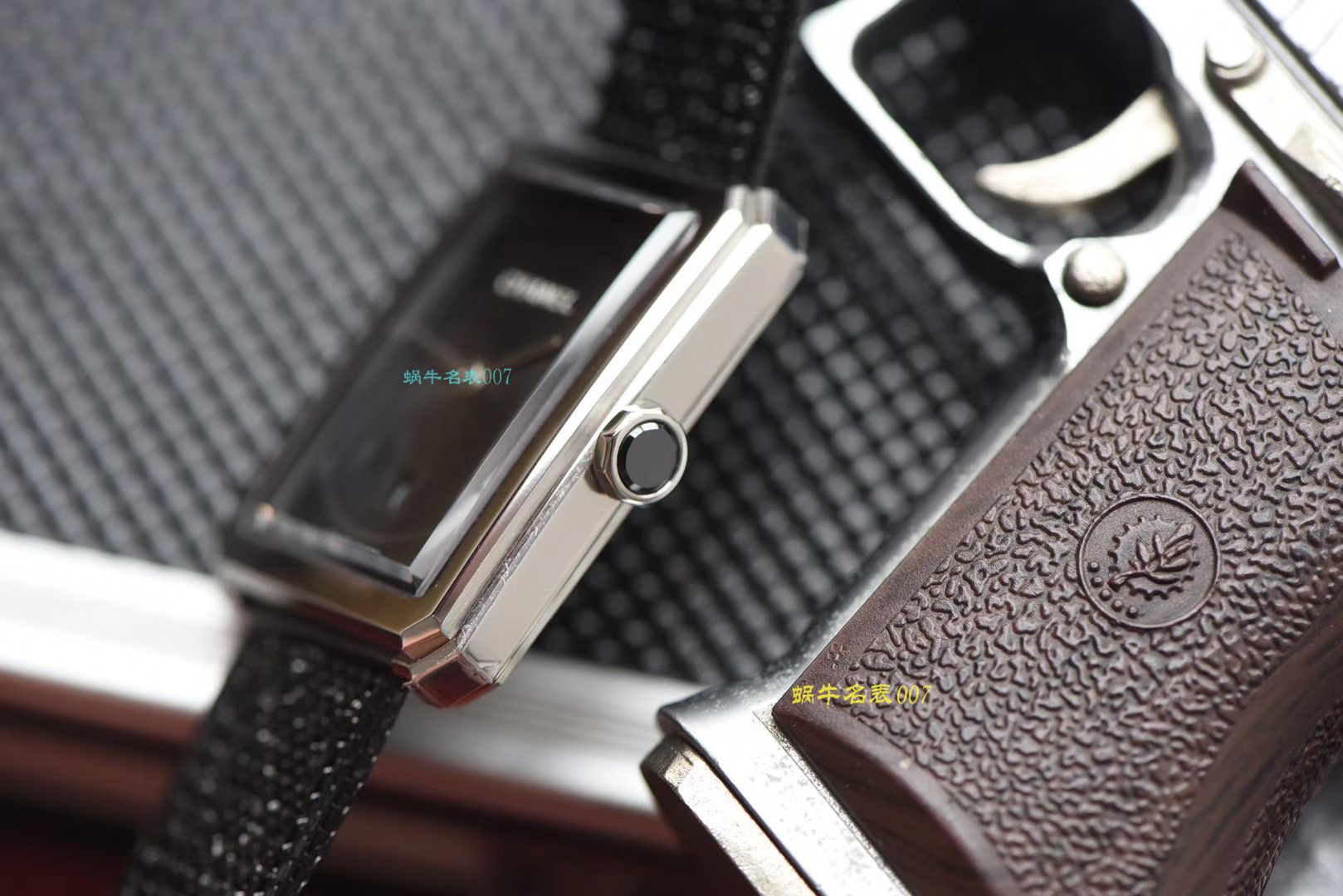 【复刻手表哪家好】香奈儿BOY · FRIEND系列BOY∙FRIEND TWEED女士腕表TWEED斜纹软呢钢带多面可选 / X51